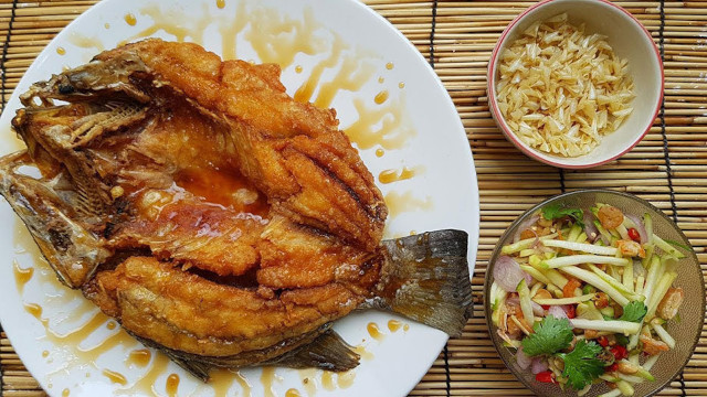 Fried Tubtim Fish with Fish Sauce